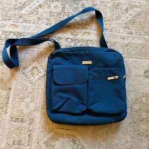 Baggallini Messenger Bag